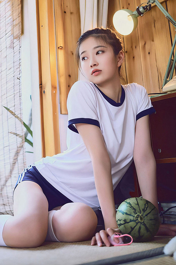 极品女神年年运动服无圣光尽现青春活力