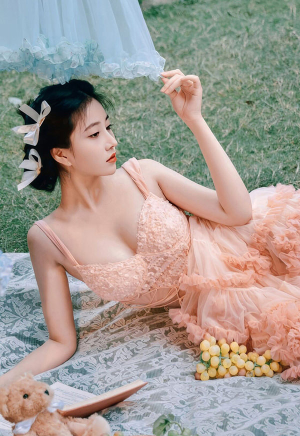 极品女神年年 粉色日记无圣光唯美图集