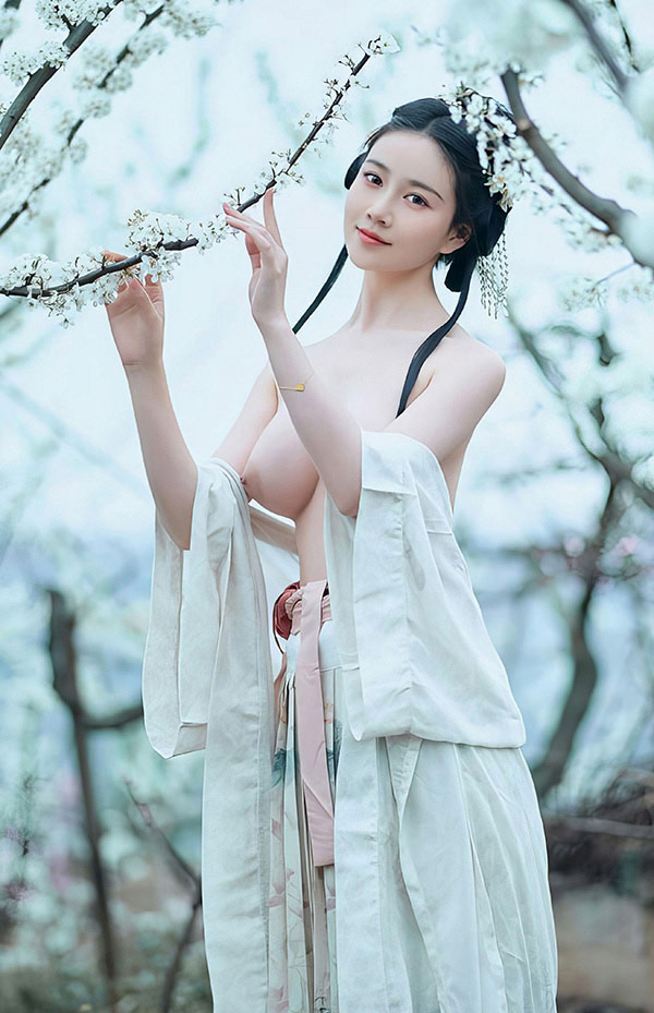 极品女神年年 三月榕无圣光唯美图集