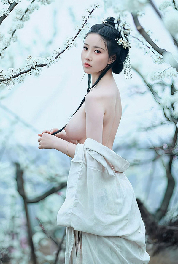极品女神年年 三月榕无圣光唯美图集