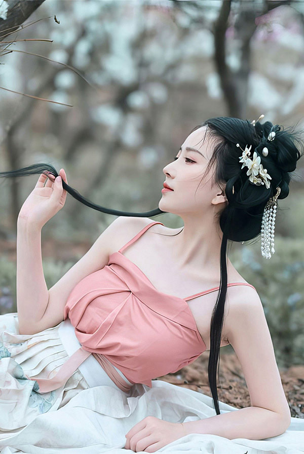 极品女神年年 三月榕无圣光唯美图集