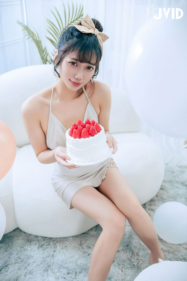 混血美女井野奈吊带短裙无圣光人体