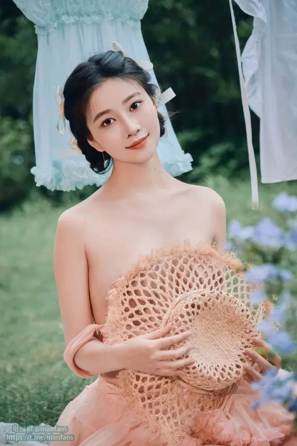 极品女神年年 粉色日记无圣光唯美图集