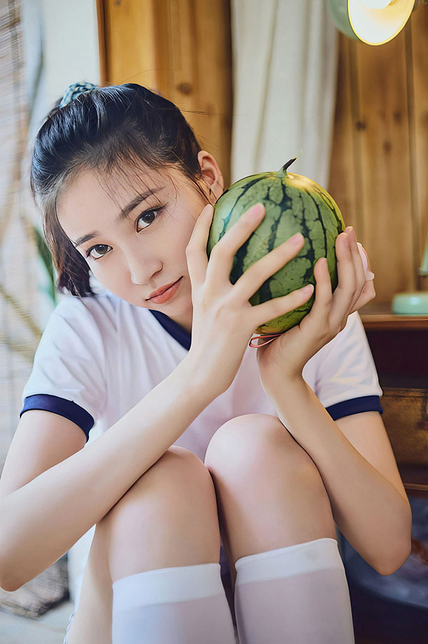 极品女神年年运动服无圣光尽现青春活力