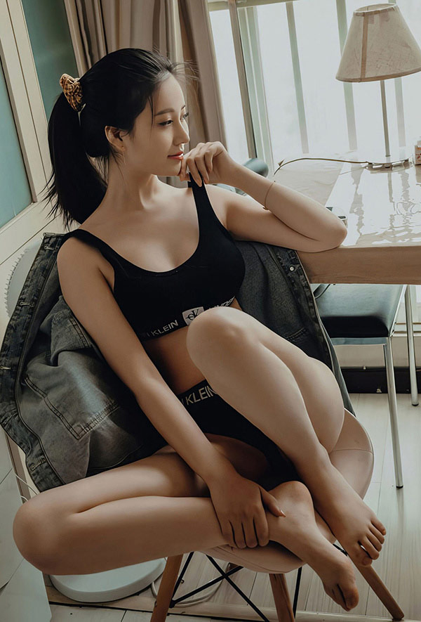 极品女神年年 休闲时光唯美无圣光图集