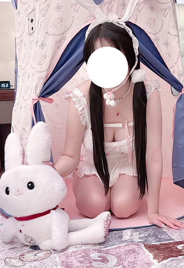 粉嫩福利姬呆呆酱居家无圣光尺度合集4
