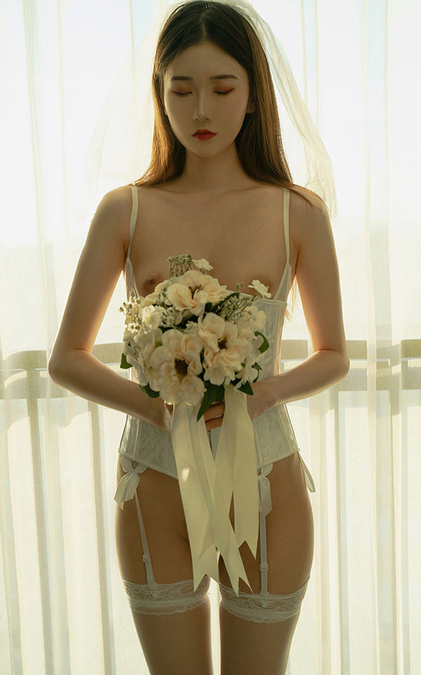 摄影师翎梵作品熙涵 婚纱无圣光唯美图集