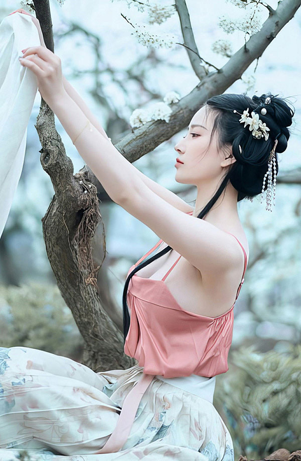 极品女神年年 三月榕无圣光唯美图集