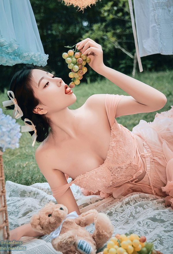 极品女神年年 粉色日记无圣光唯美图集